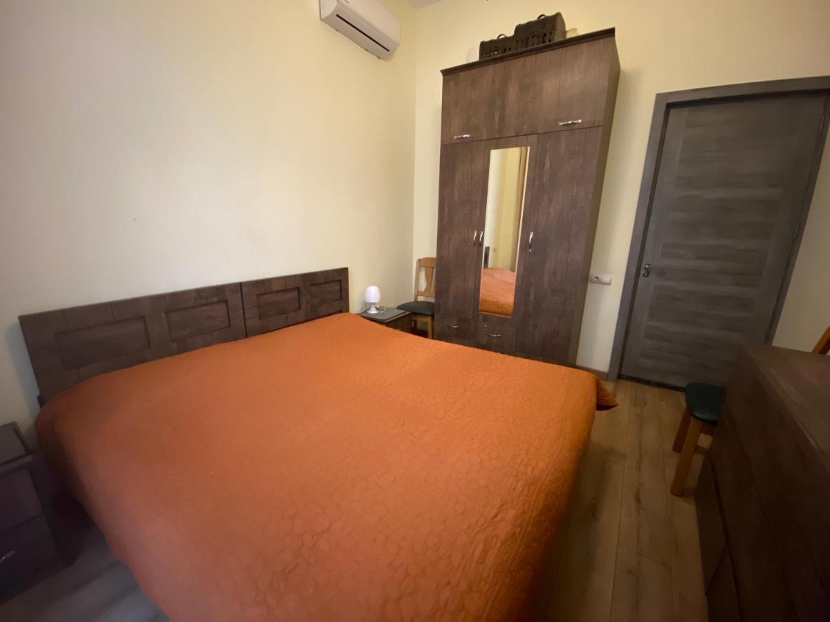 Nice Loft On Uznadze Street Τυφλίδα Εξωτερικό φωτογραφία