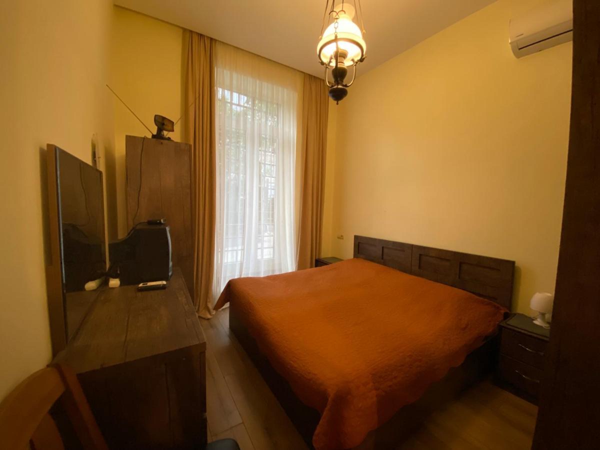 Nice Loft On Uznadze Street Τυφλίδα Εξωτερικό φωτογραφία